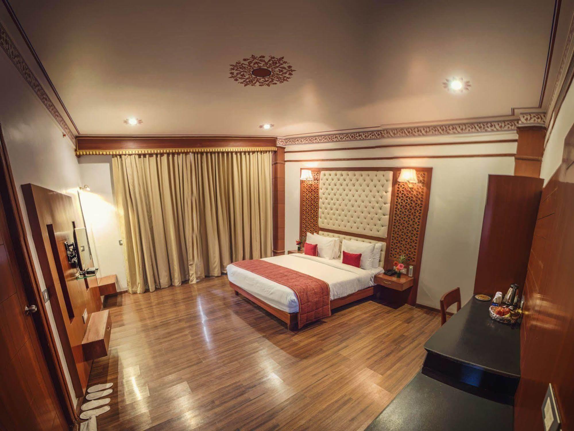 Regenta Resort Vanya Mahal Ranthambore Sawai Madhopur Eksteriør billede